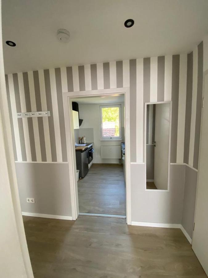 Schoene Ferienwohnung „Zum Glueck Tropical“ إيزيناخ المظهر الخارجي الصورة